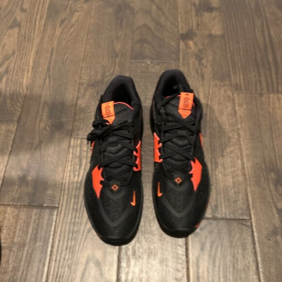 Nike Kyrie 5 Low Basketball Men\'s Size 11.5 Black/ Bright Crimson DJ6012-004 main image 4
